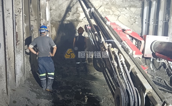 攻克軟巖巷道大變形,揭秘支護(hù)失效與自鉆式錨桿創(chuàng)新方案