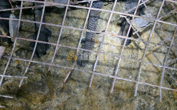 巷道冒頂處理原則是什么